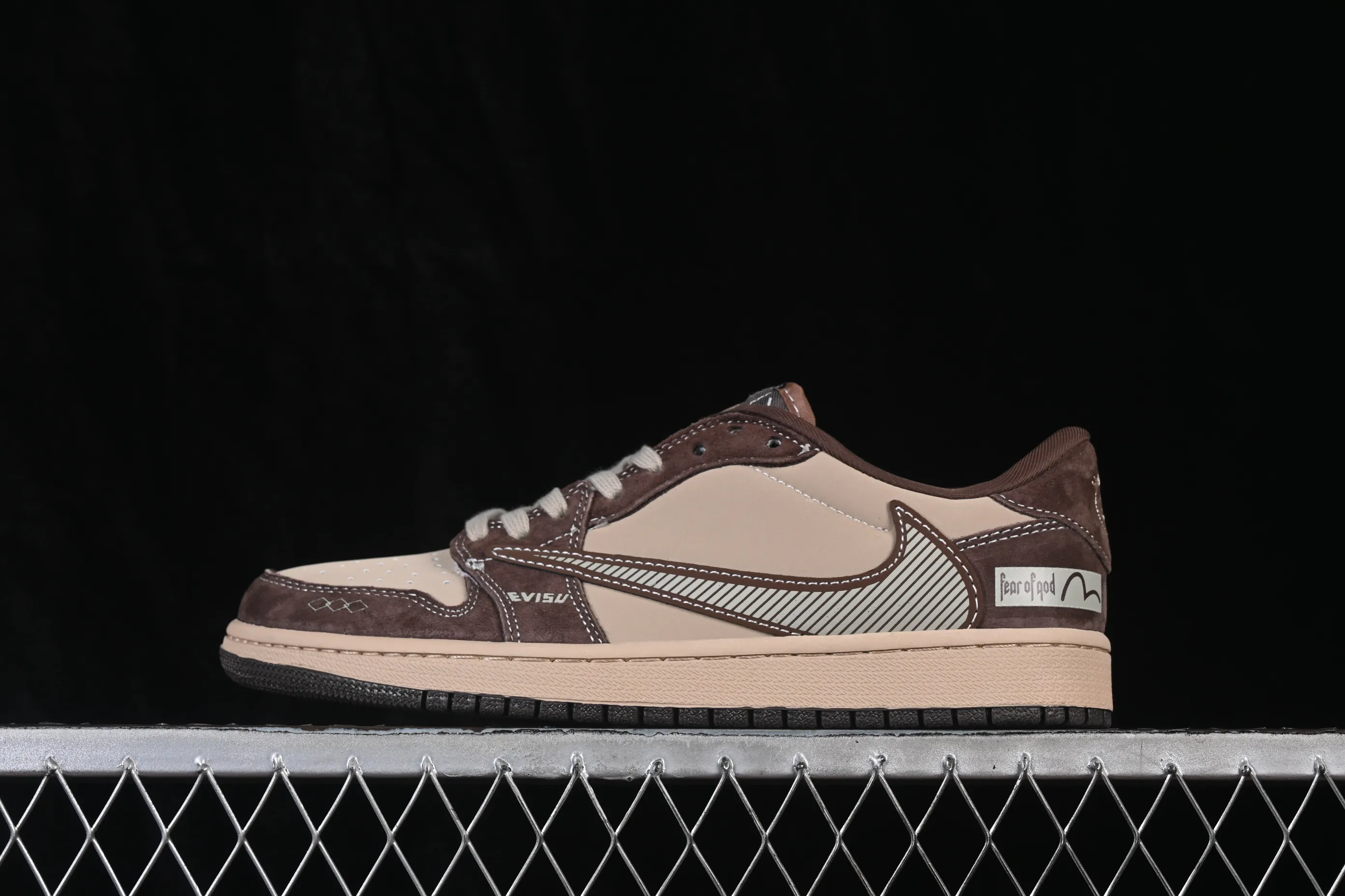 All categories Air Jordan Jordan series basketball shoes Air Jordan 1 Low High-end customized low-top sneakers Travis Scott x Fragment Design x Air Jordan 1 Low OG SP AJ1 Joe 1 joint model low-top cultural casual sneakers XS2025-092